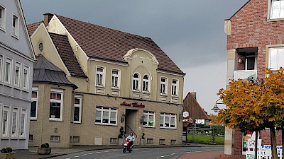 Gaststätte Tümler an der Emsdettener Straße. Ehem. Standort der Vikarie Antonius und Barbara, sowie des Brauhauses.