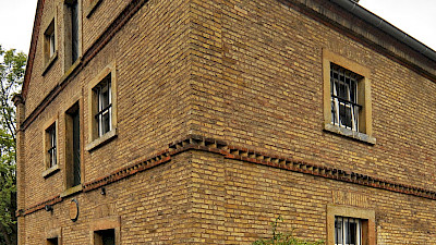 Außenansicht Speicher Hof Floer